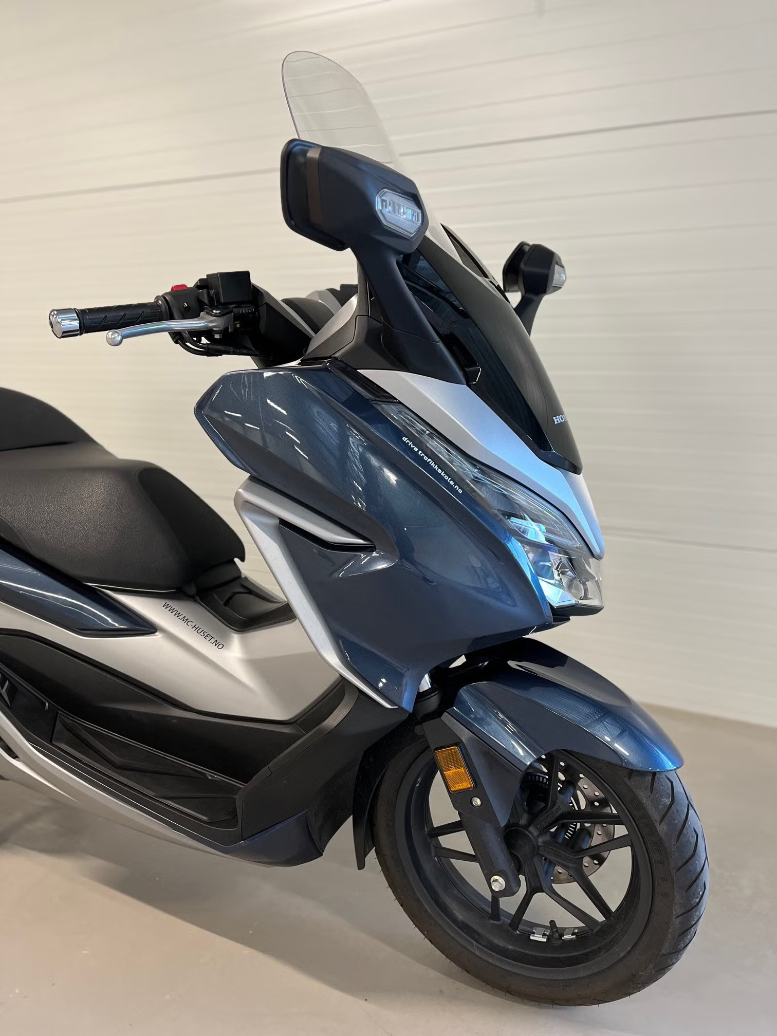 Honda NSS300 Forza 2020 4