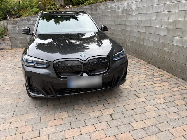 BMW iX3 2023 1