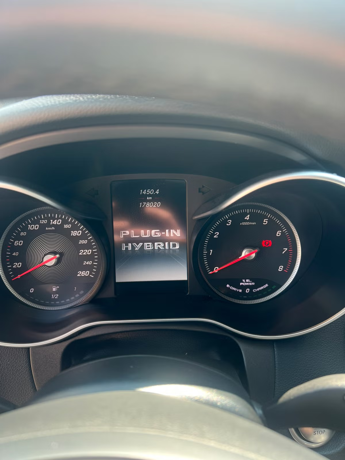 Mercedes-Benz C350e 2016 13