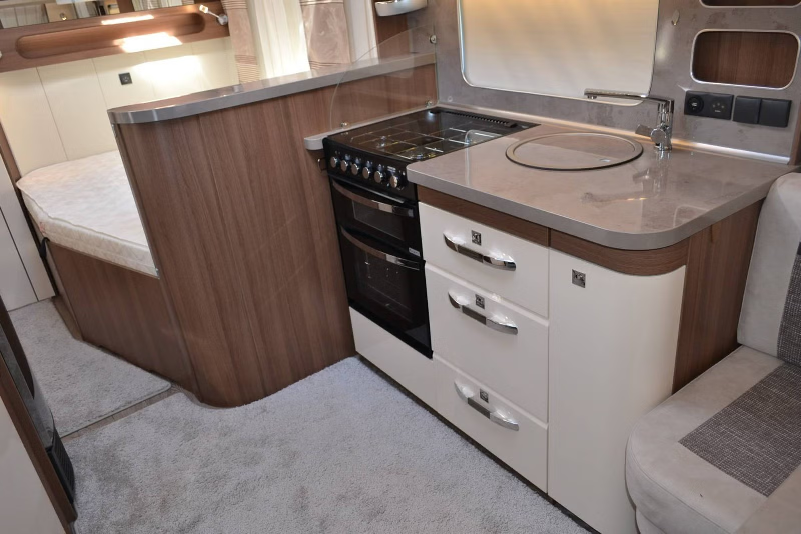 Hobby 720 KWFU Prestige 2020 23