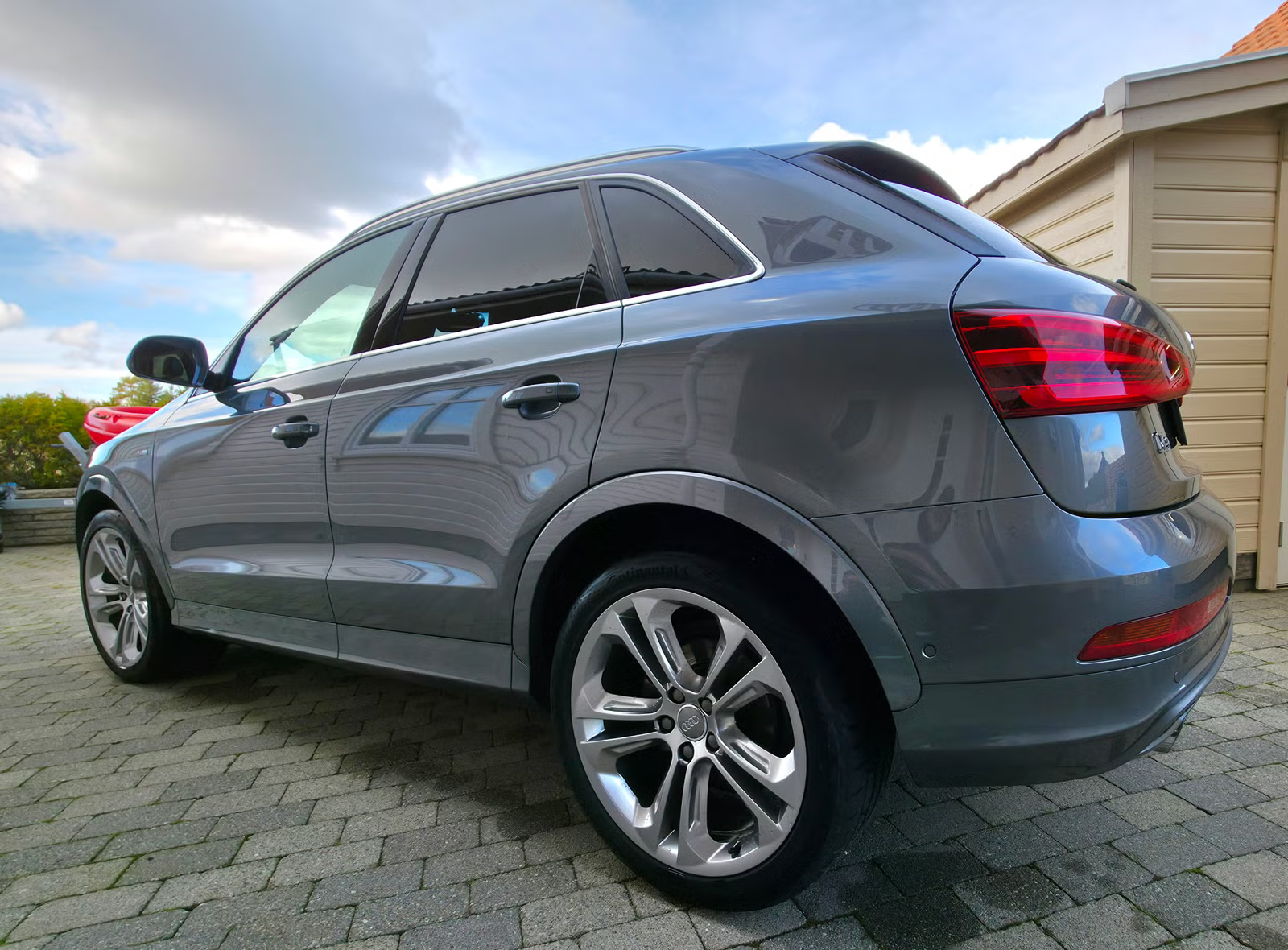 Audi Q3 2013 8