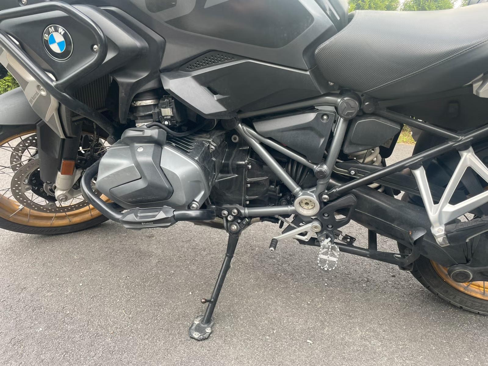 BMW R 1250 GS Triple Black 2021 24