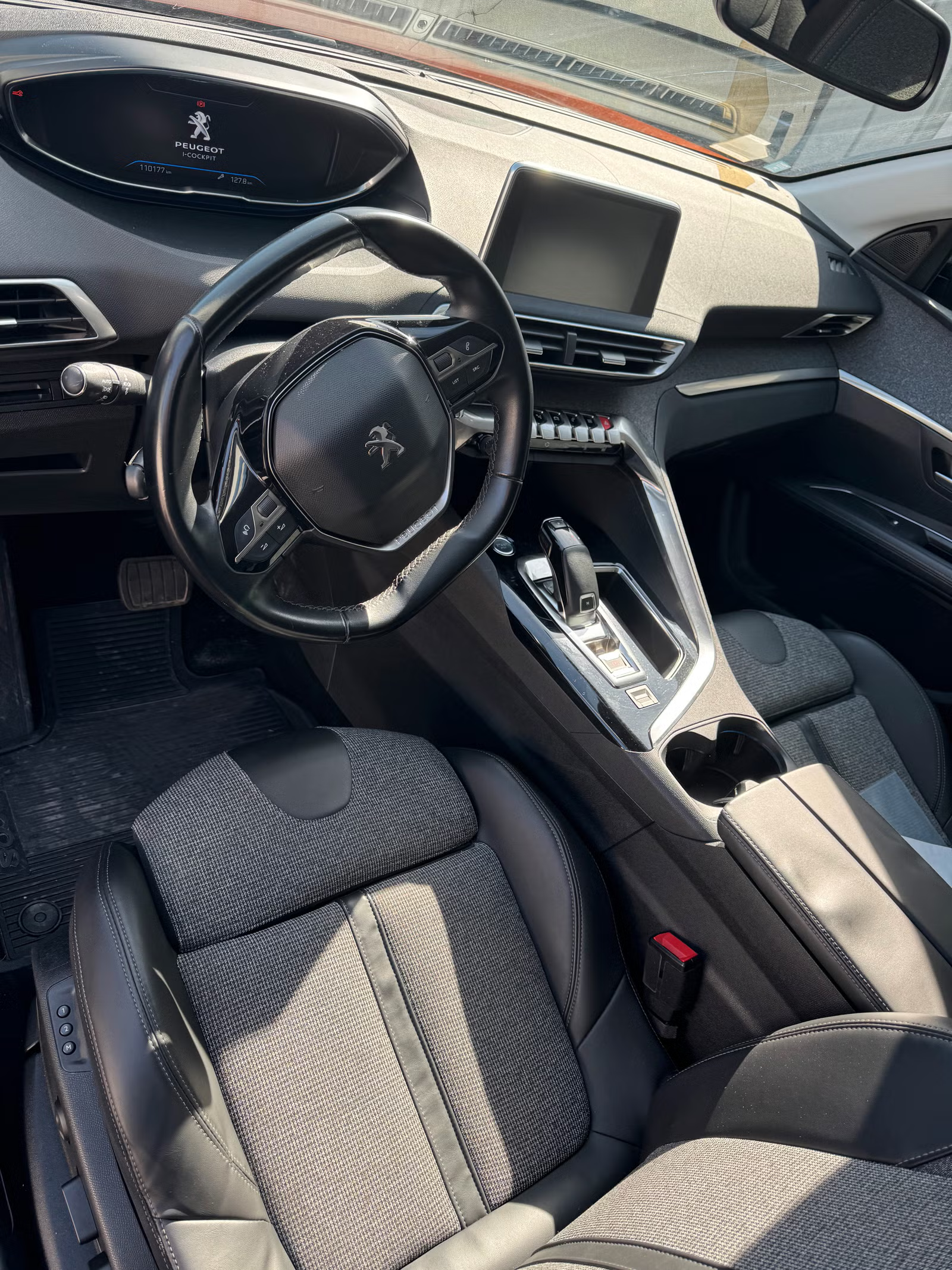 Peugeot 3008 2018 11