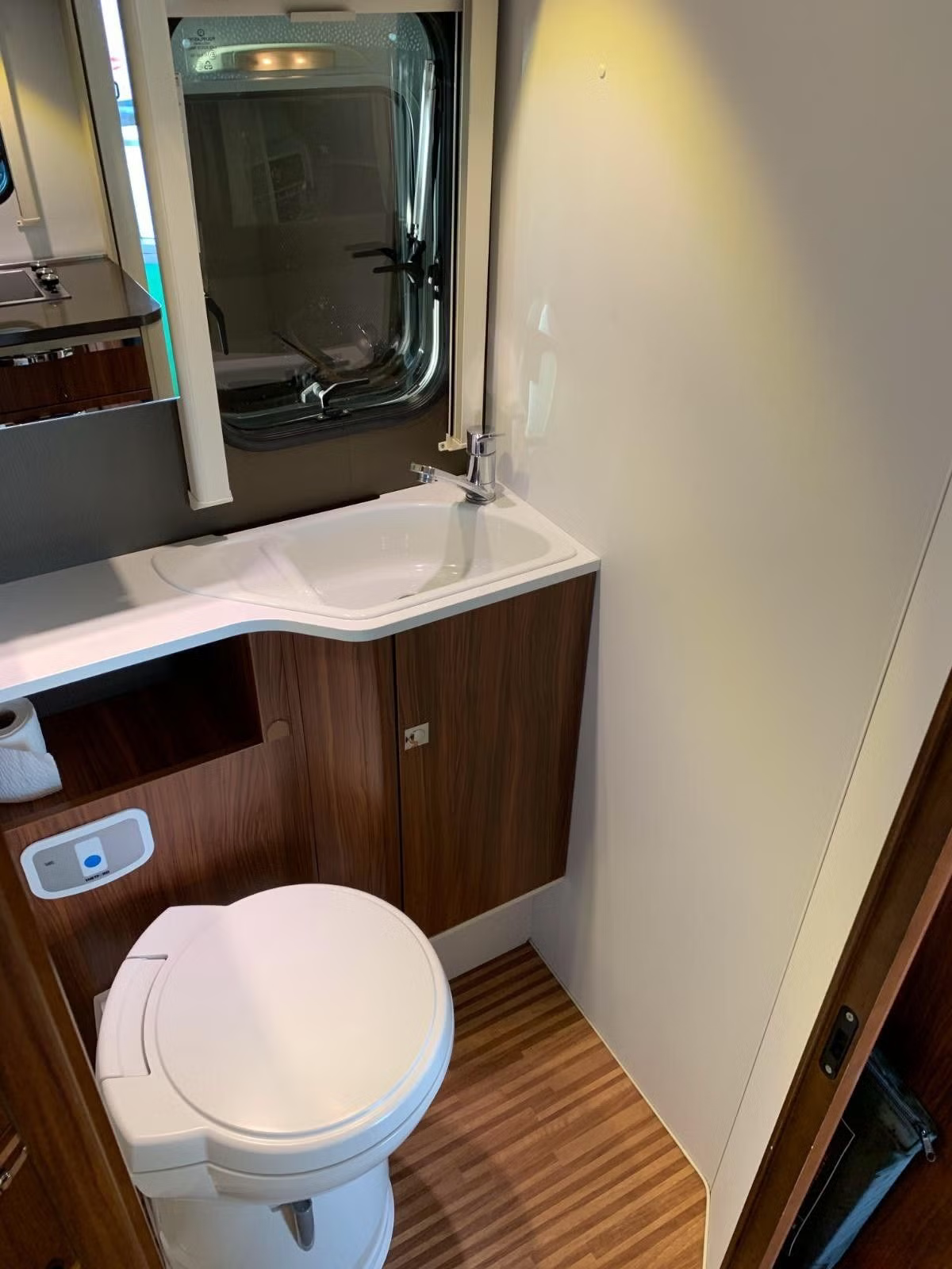 Adria Alcove 2017 18