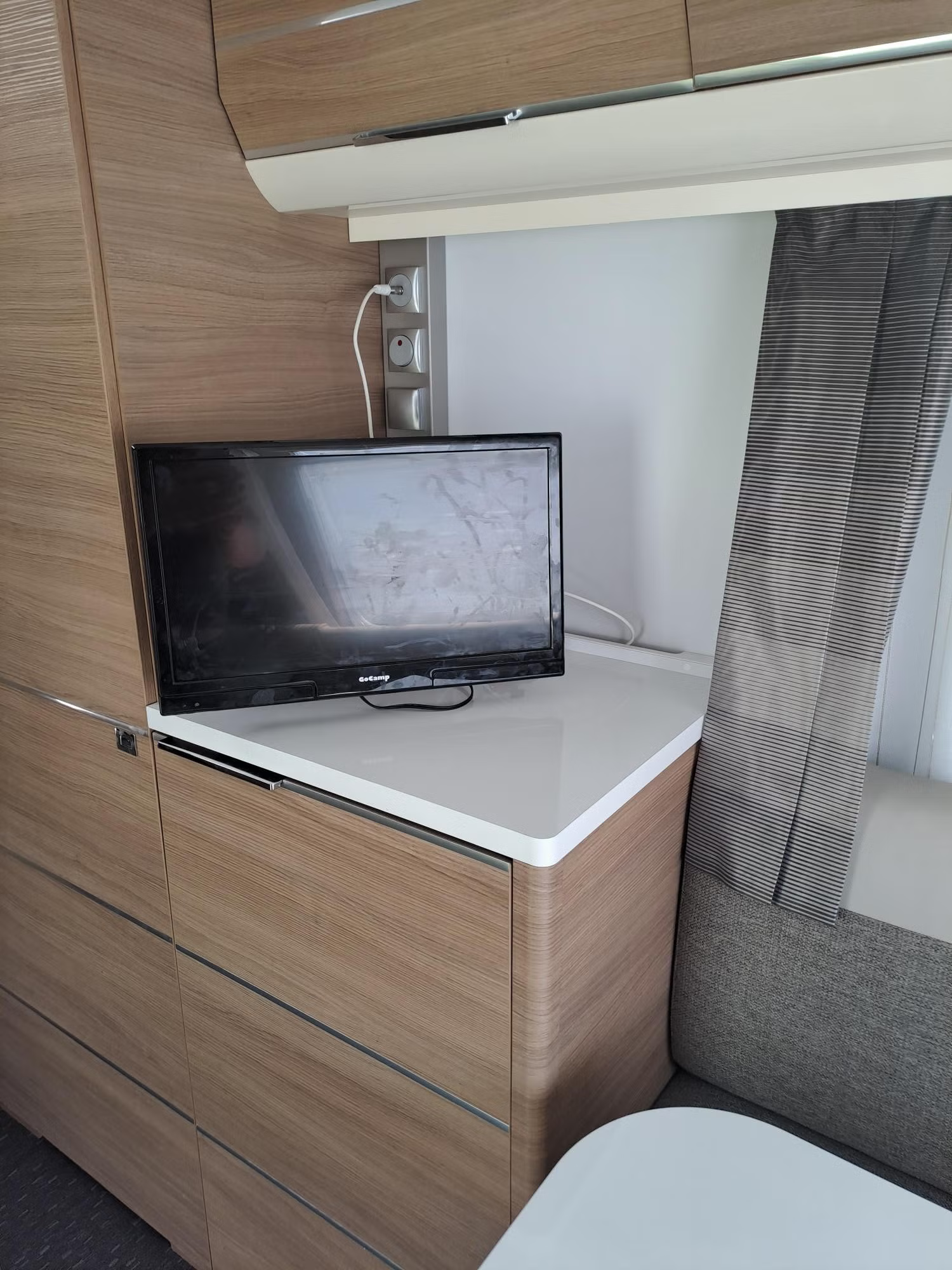 Adria Adora 593 UK 2019 3