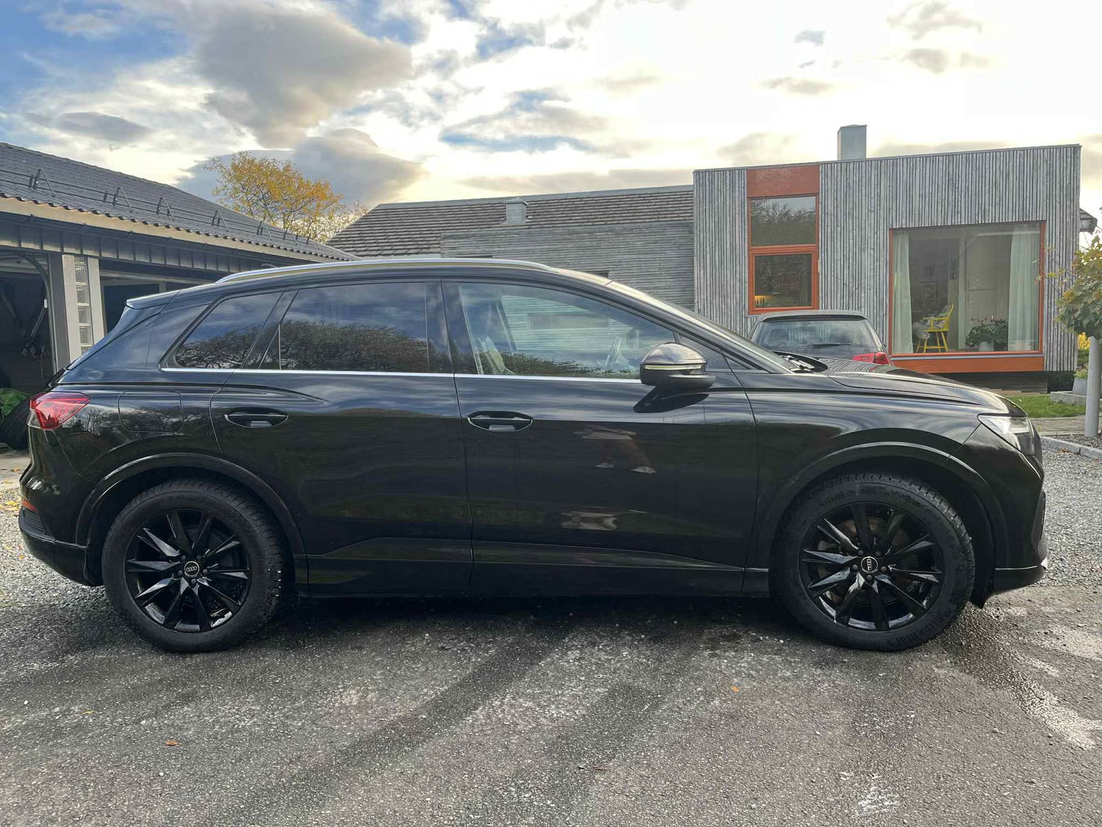 Audi Q4 e-tron 50 quattro 2022 3