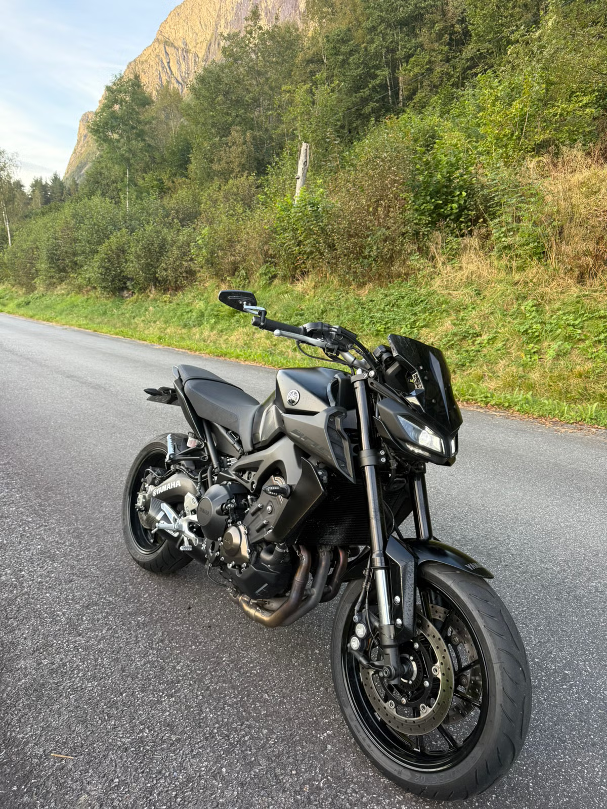 Yamaha MT-09 2020 1