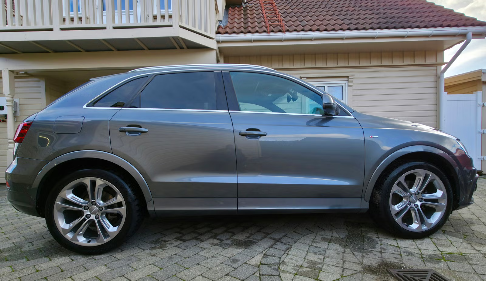 Audi Q3 2013 5