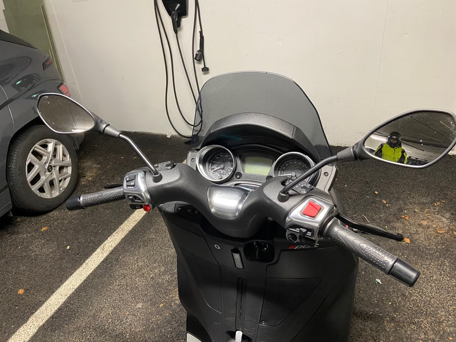 Piaggio MP3 300 HPE 2021 7