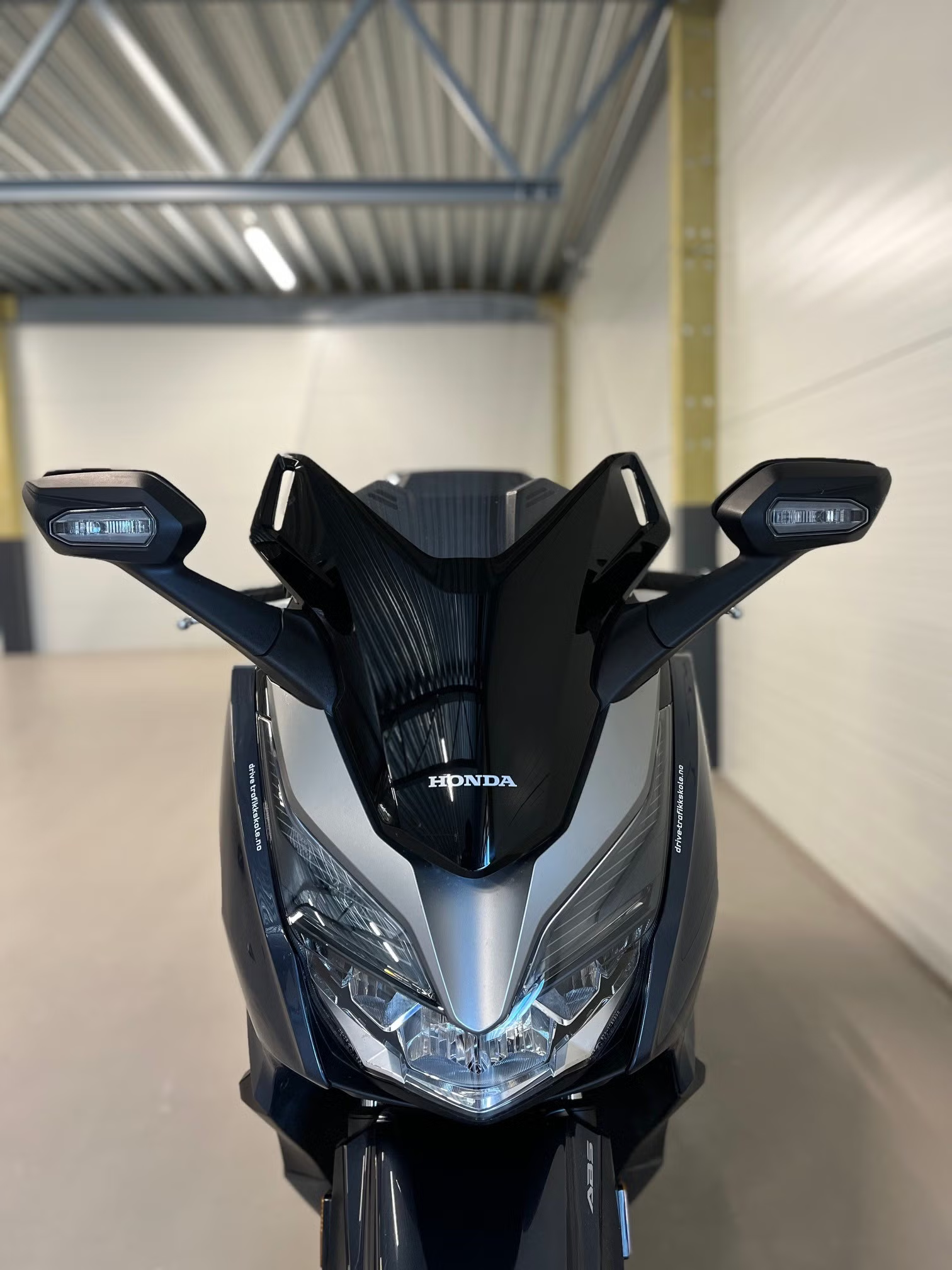 Honda NSS300 Forza 2020 1