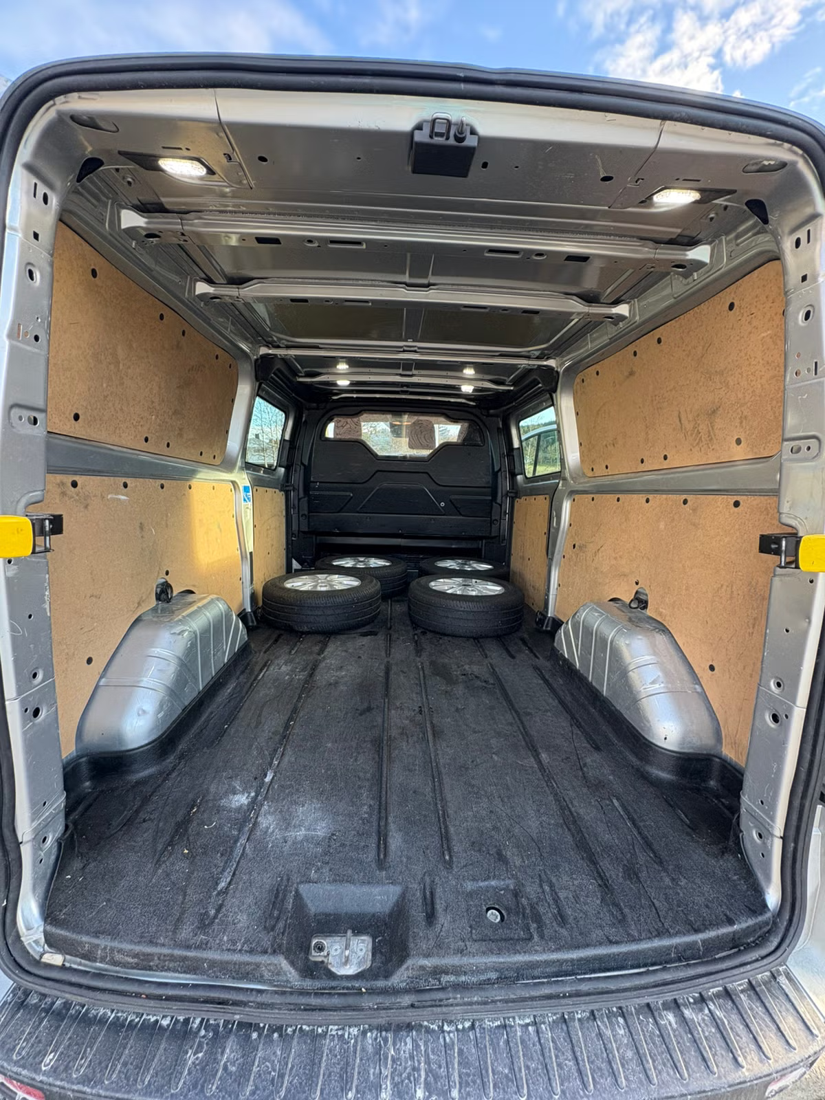 Ford Transit Custom 2019 14