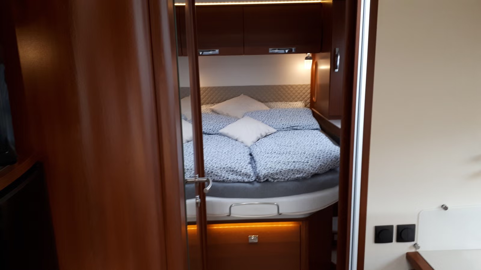 Rapido 8090DF 2017 12