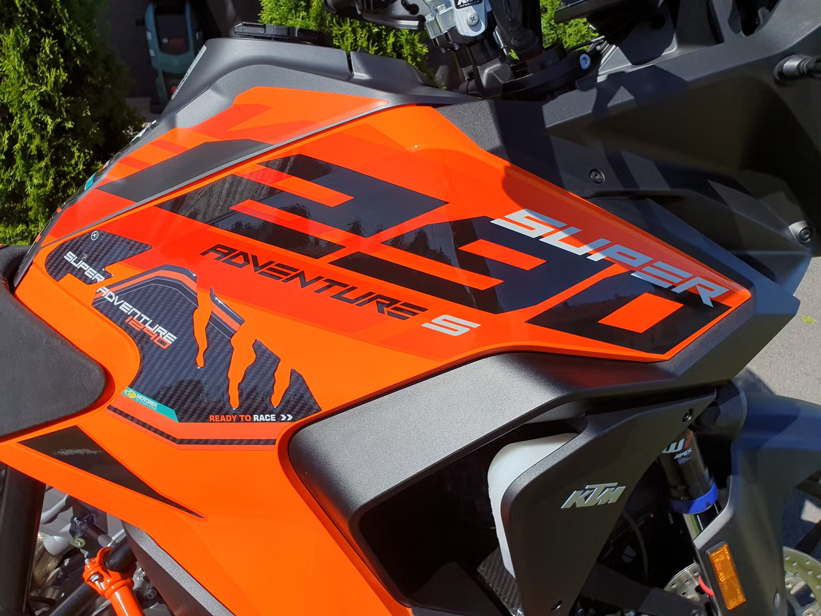 KTM 1290 Super Adventure S 2024 15