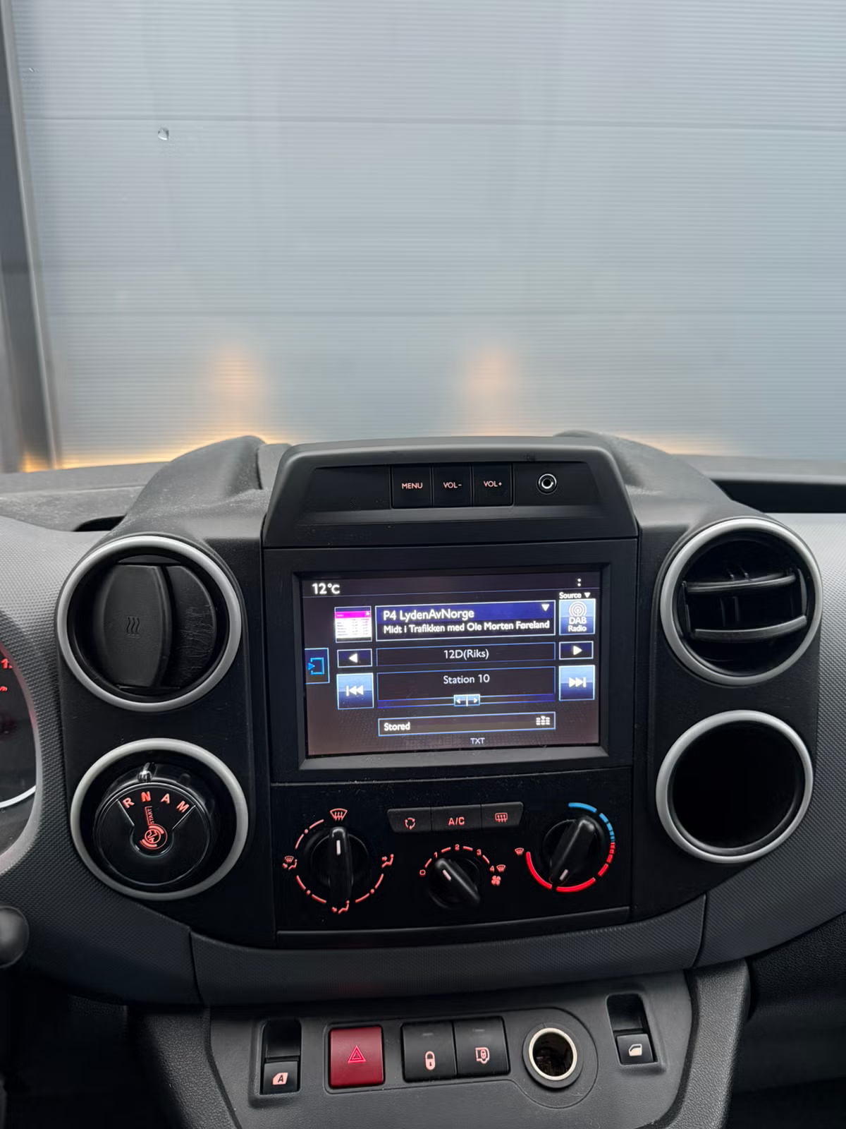 Peugeot Partner 2020 14