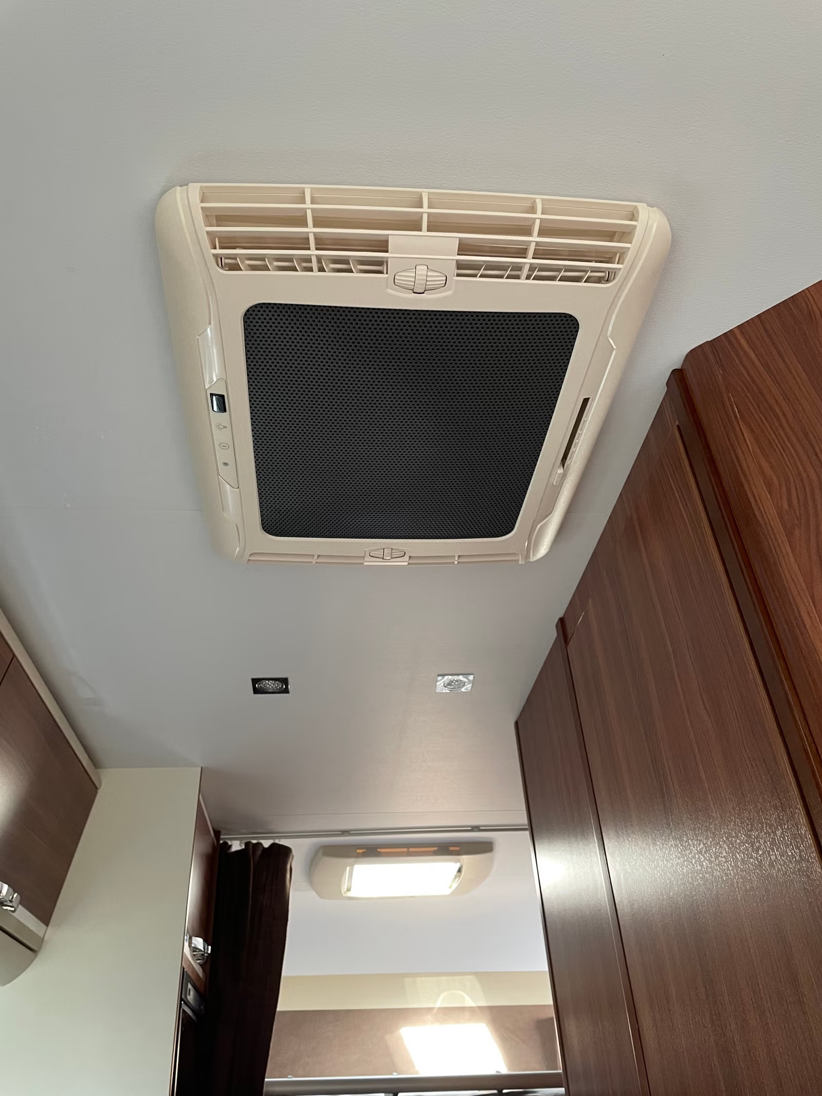 Adria Alcove 2017 13