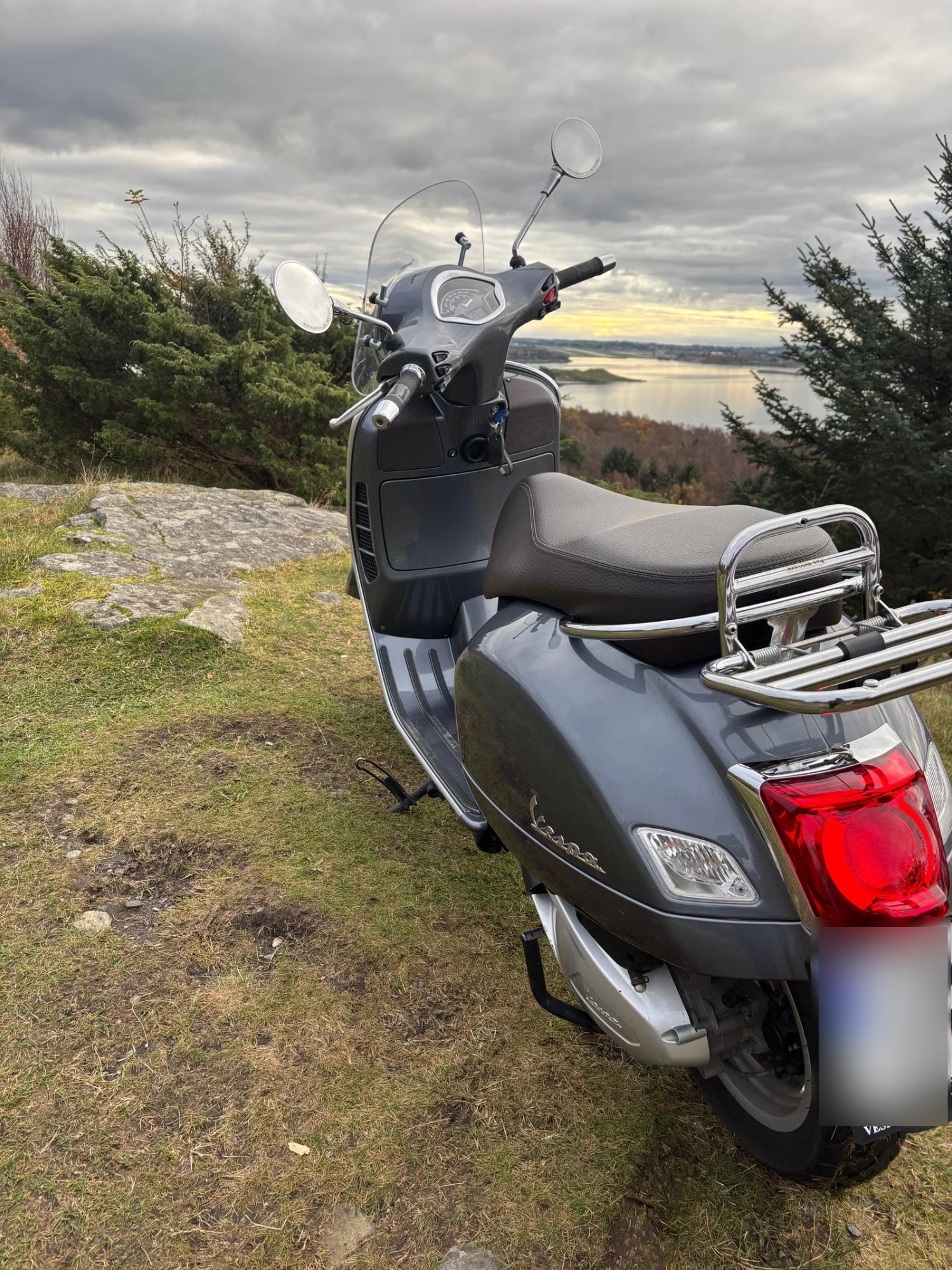 Vespa GTS 300 Touring HPE 2021 6