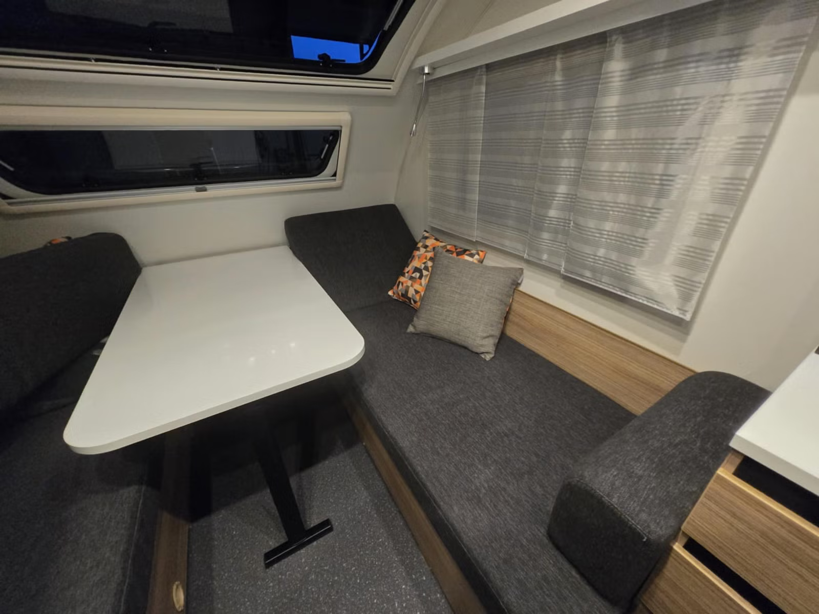 Adria Action 361 2017 6