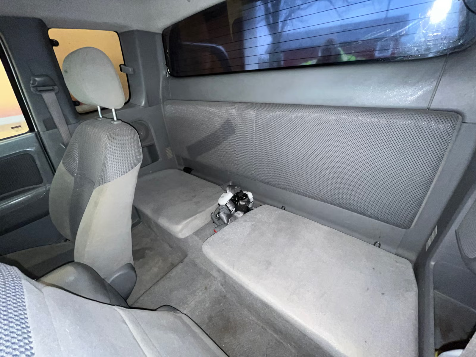 Toyota HiLux 2010 13