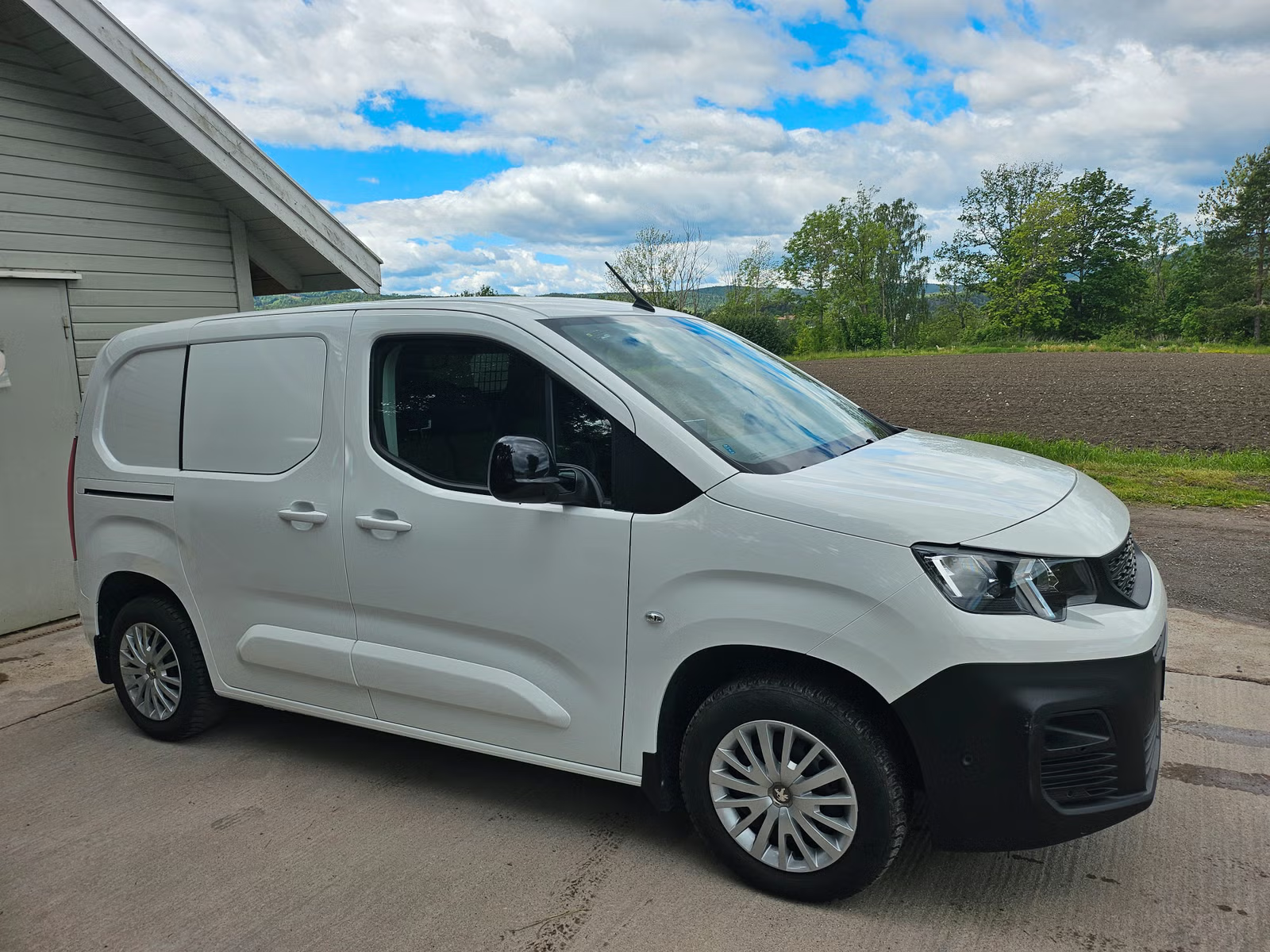 Peugeot Partner 2022 12