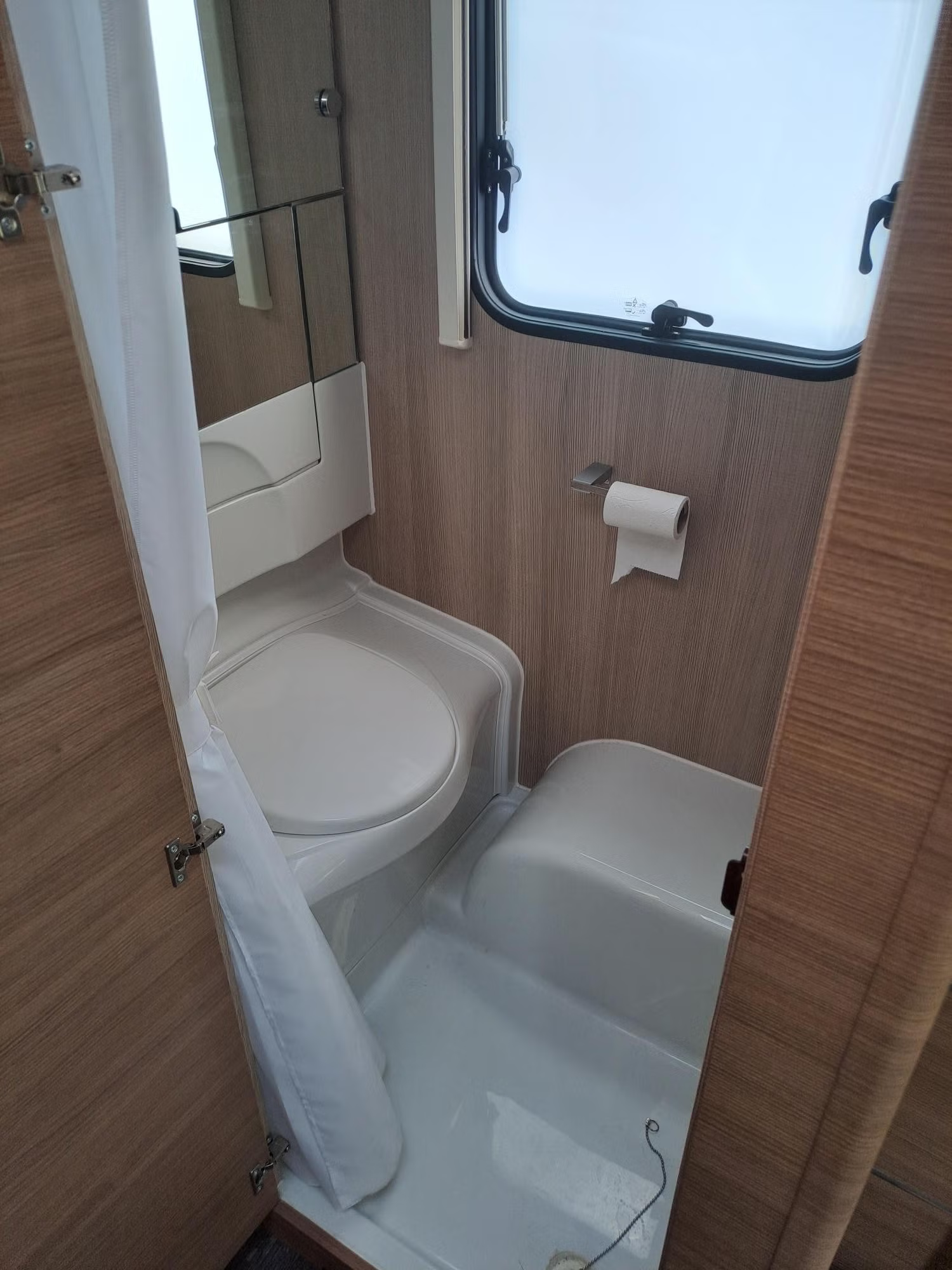 Adria Adora 593 UK 2019 15