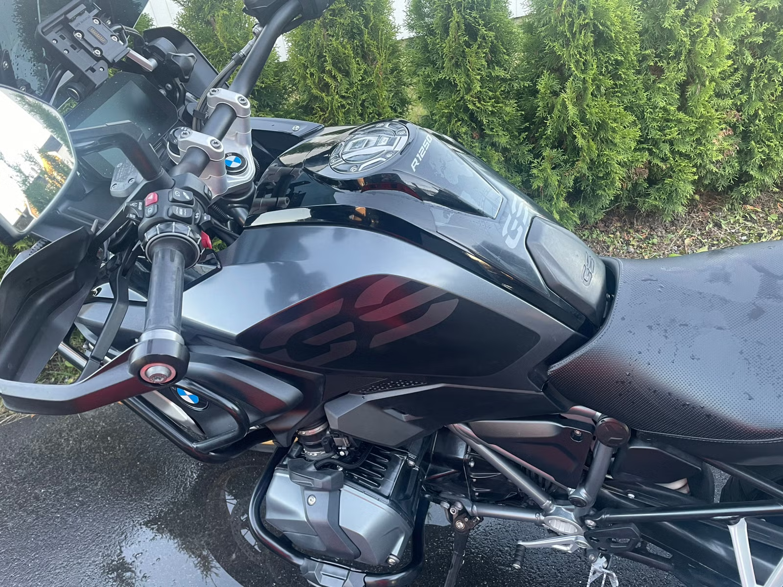 BMW R 1250 GS Triple Black 2021 12