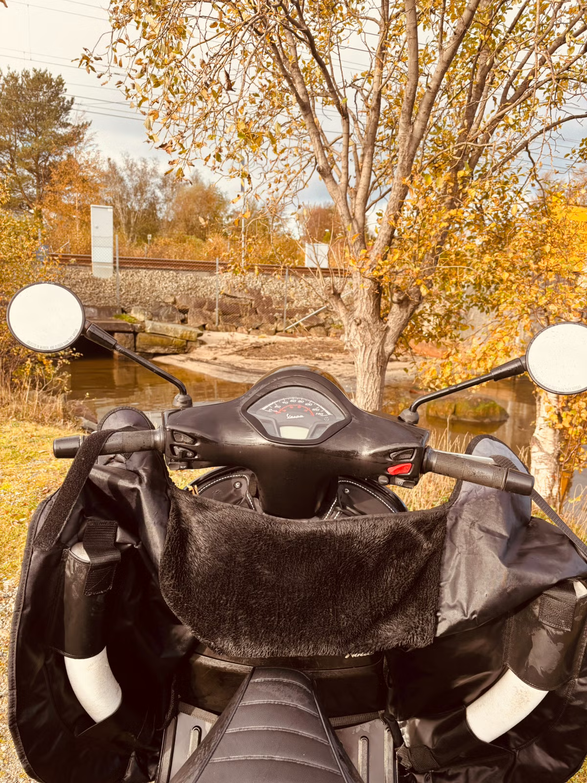 Vespa GTS 300 Notte 2020 4