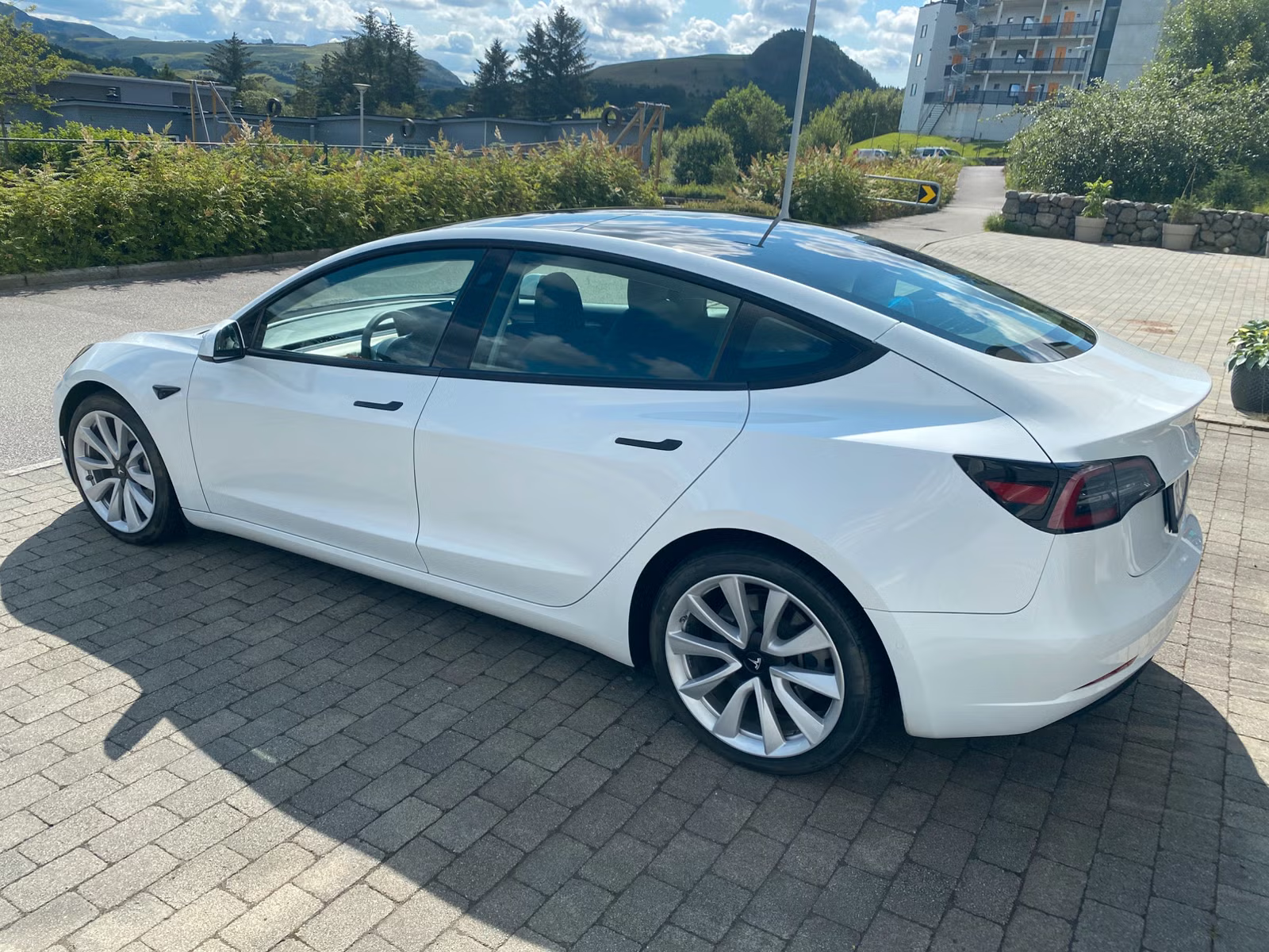 Tesla Model 3 SR+ 2021 9