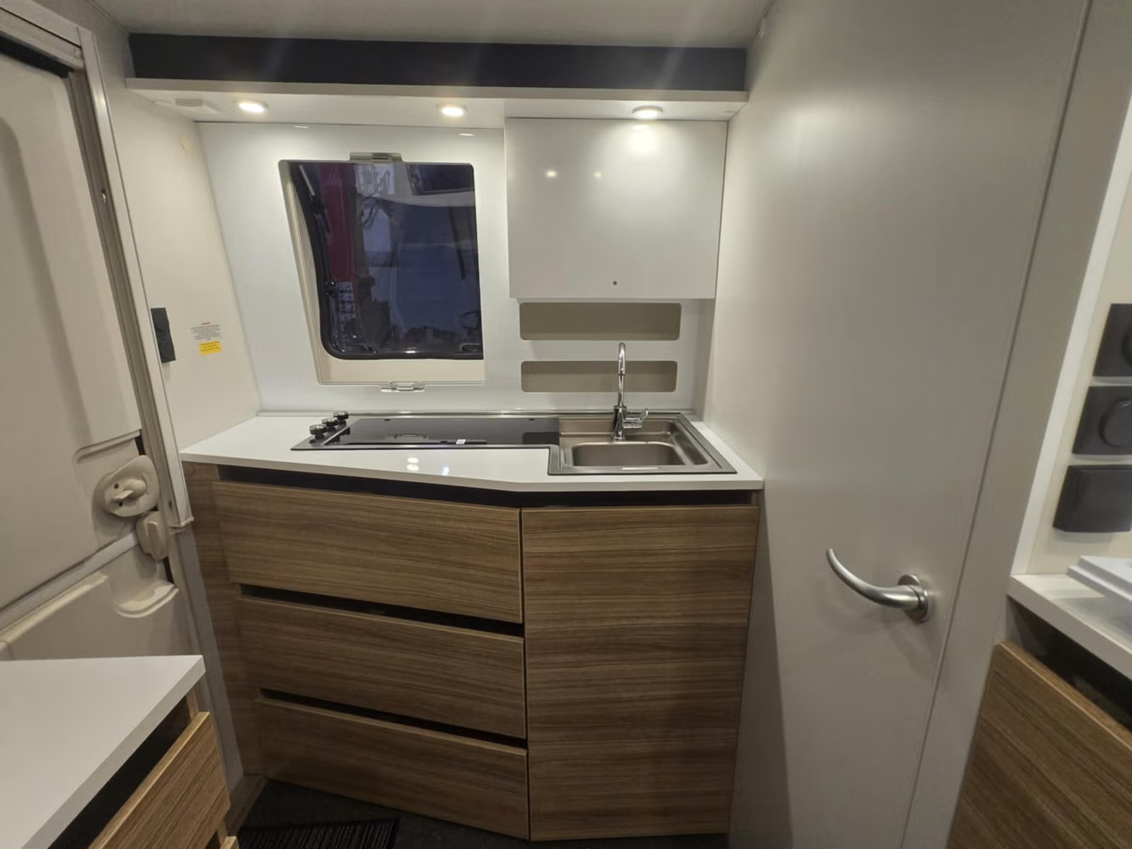 Adria Action 361 2017 12