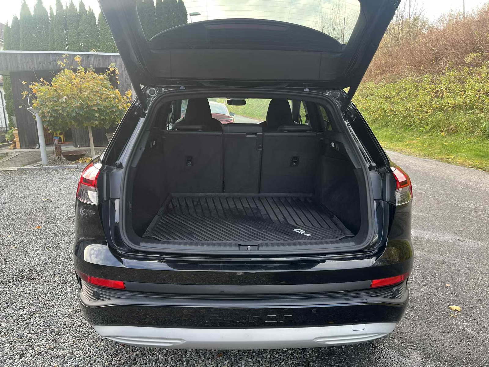 Audi Q4 e-tron 50 quattro 2022 13