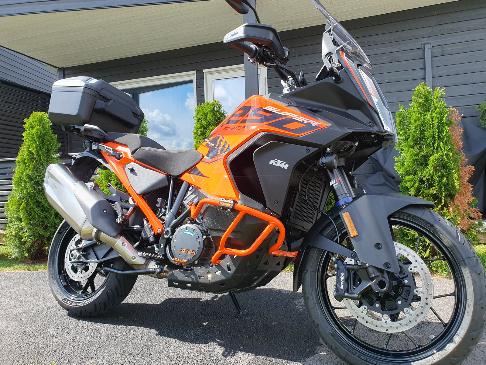 KTM 1290 Super Adventure S 2024 3