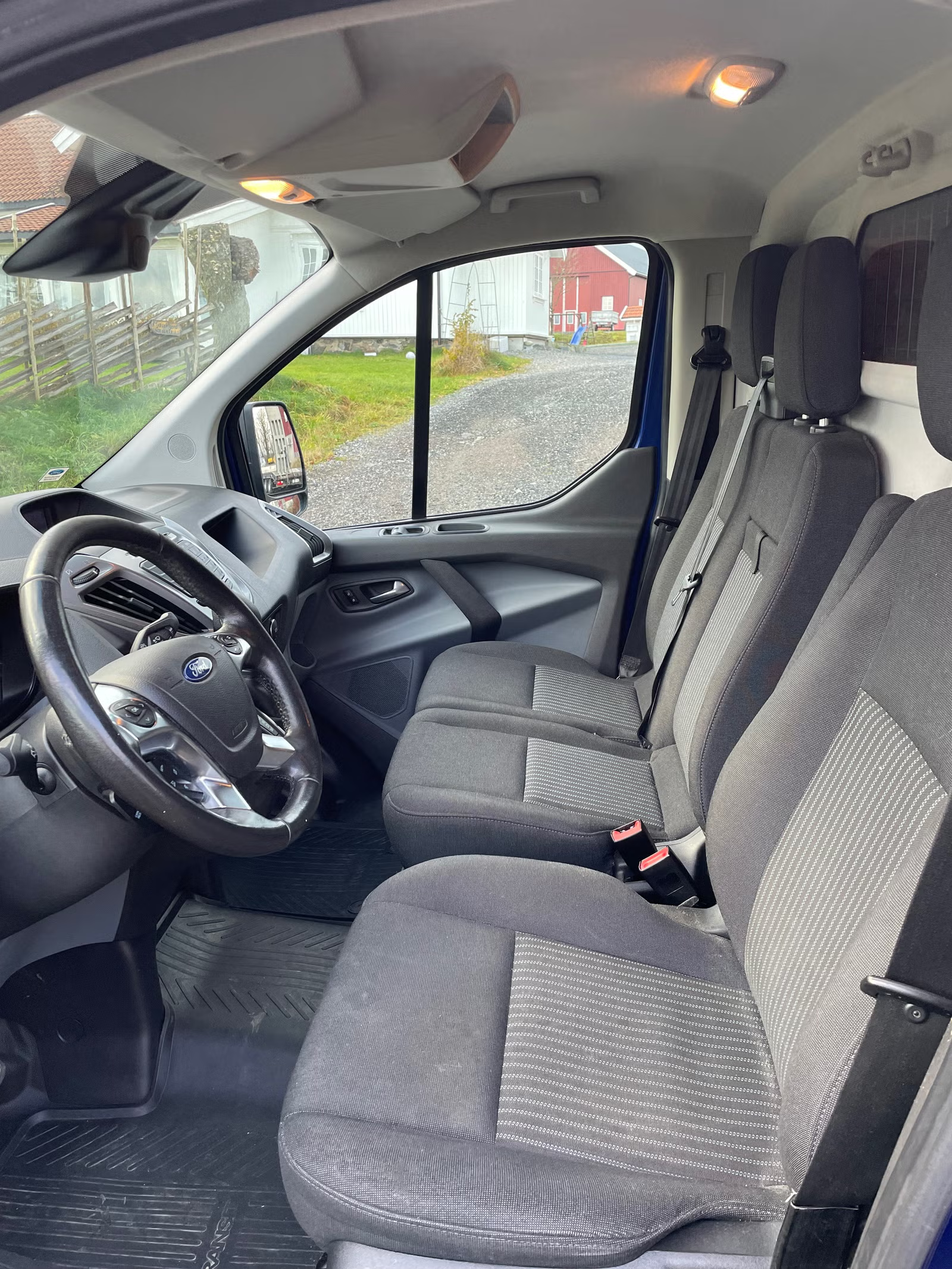 Ford Transit Custom 2017 10