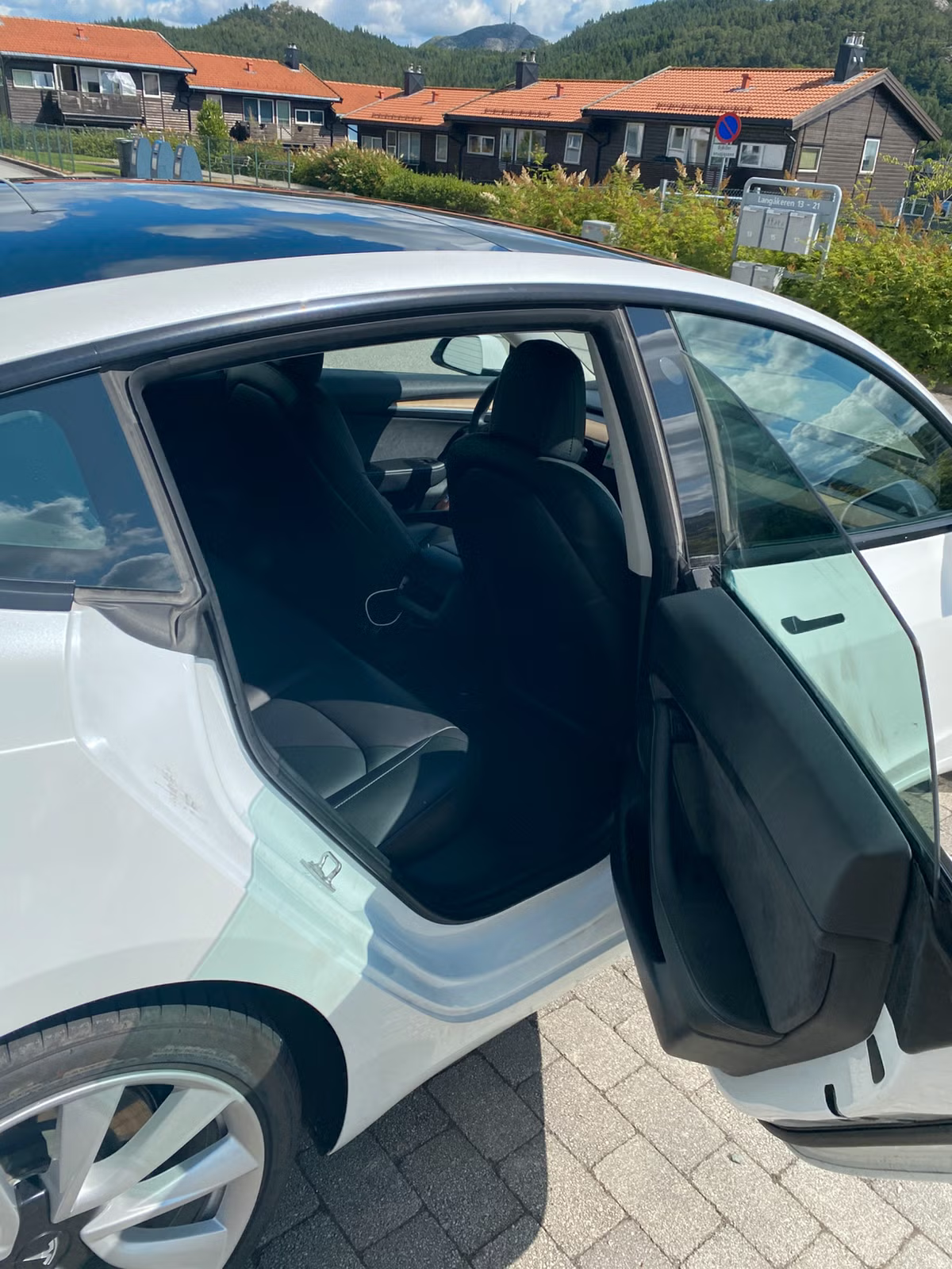 Tesla Model 3 SR+ 2021 11