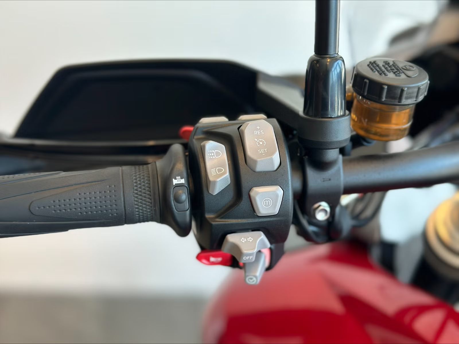 Triumph Tiger 1200 GT PRO 2024 12