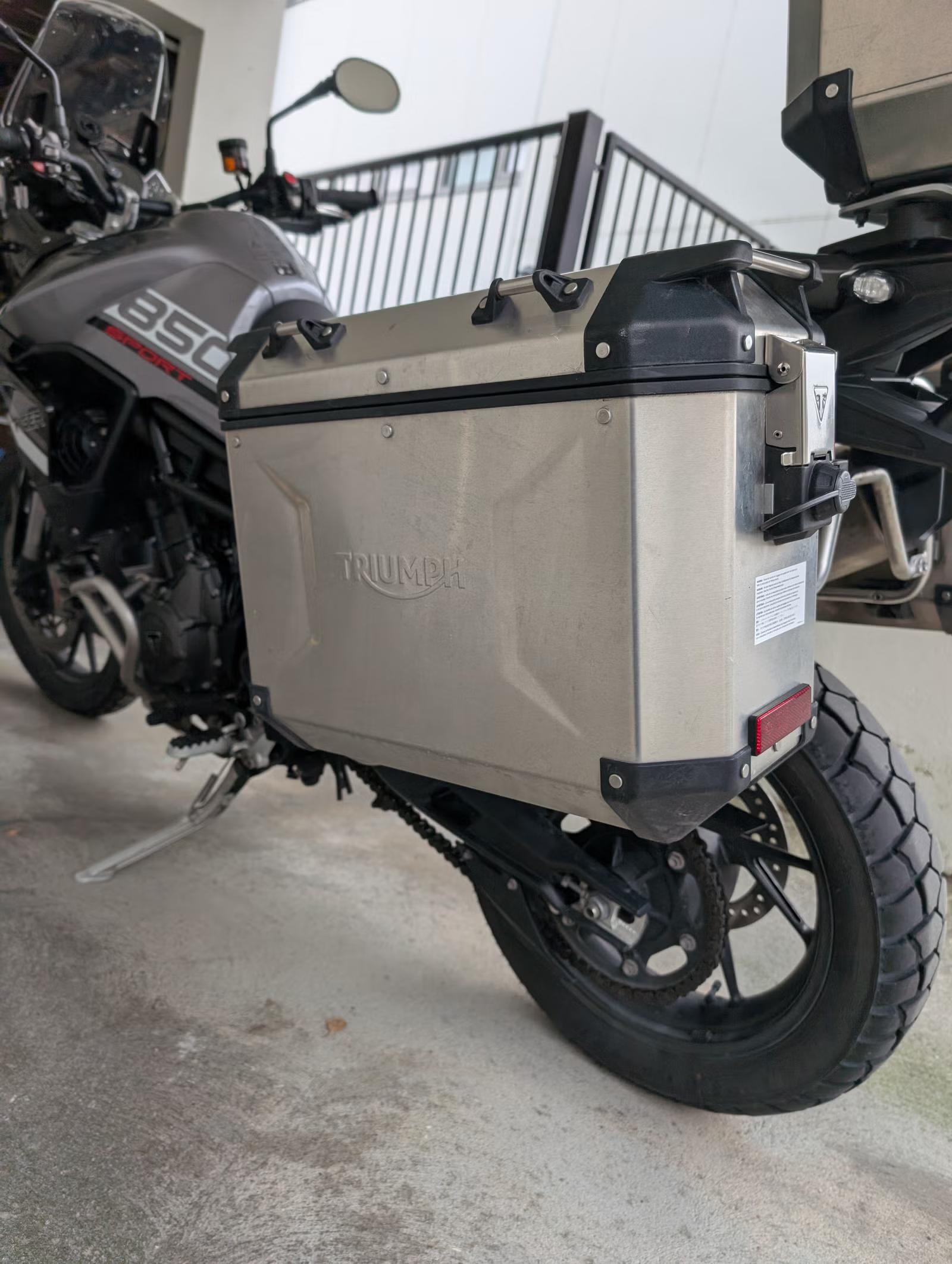 Triumph Tiger 850 2024 16