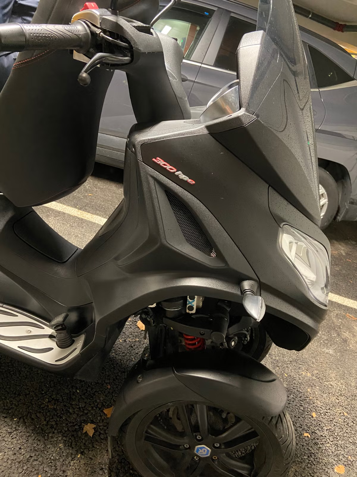 Piaggio MP3 300 HPE 2021 5