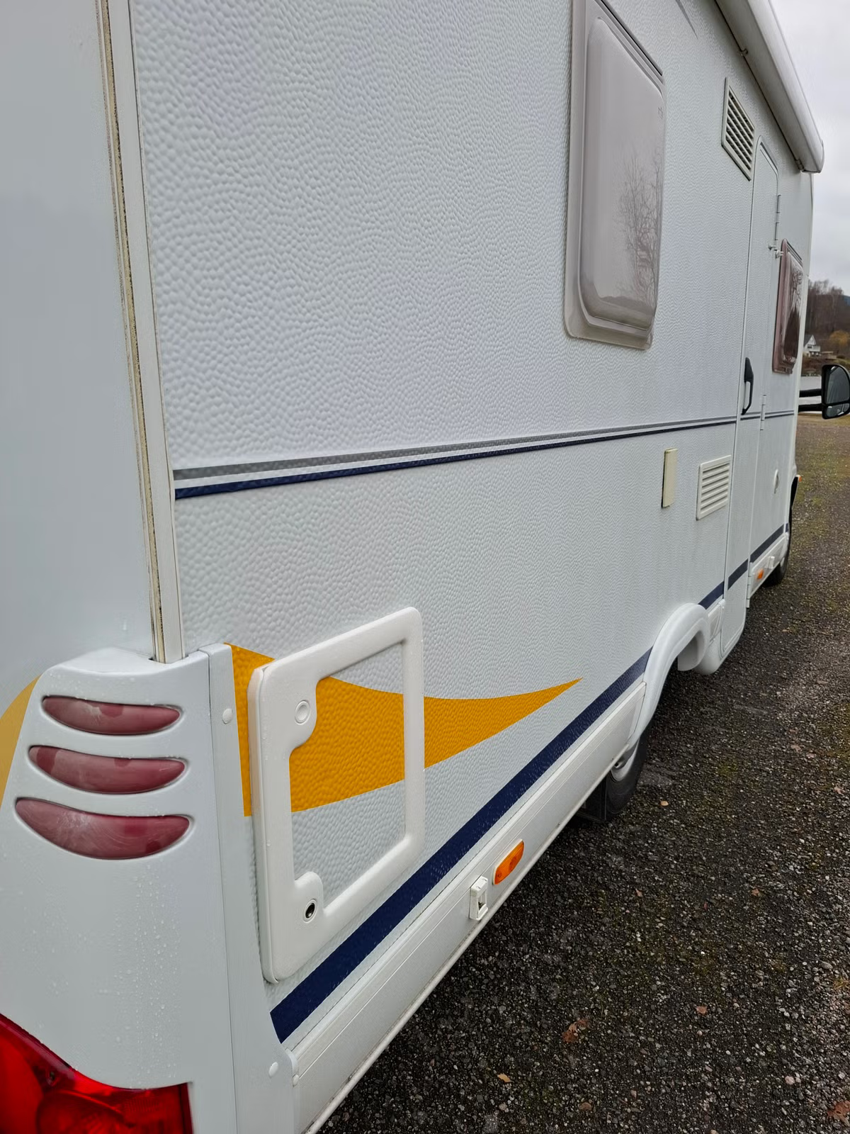 Dethleffs Advantage 2004 24