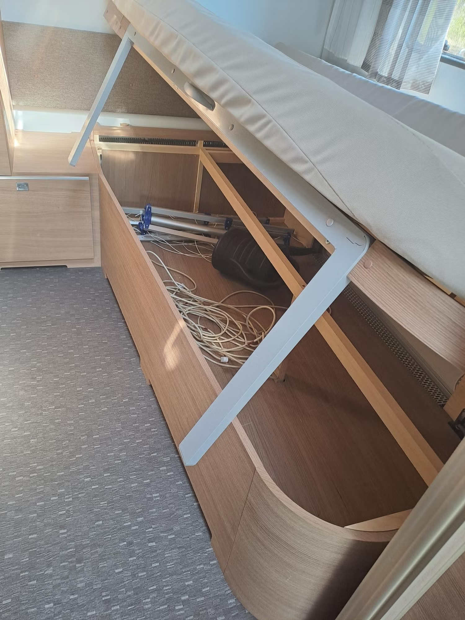 Adria Adora 593 UK 2019 7