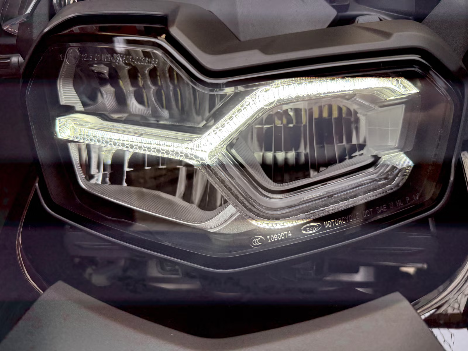 BMW F 850 GS Adventure Triple Black 2023 11