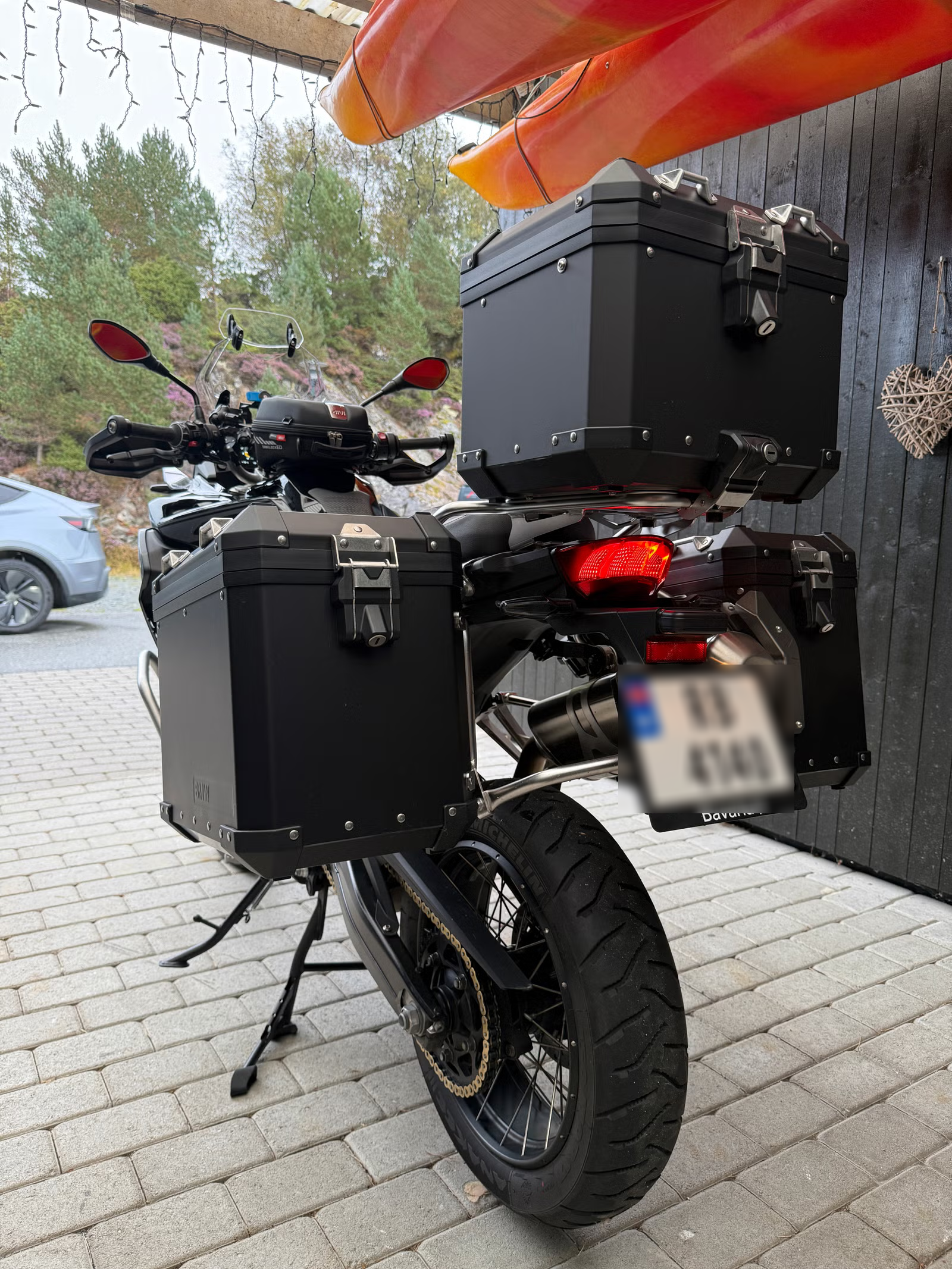 BMW F 850 GS Adventure Triple Black 2023 19