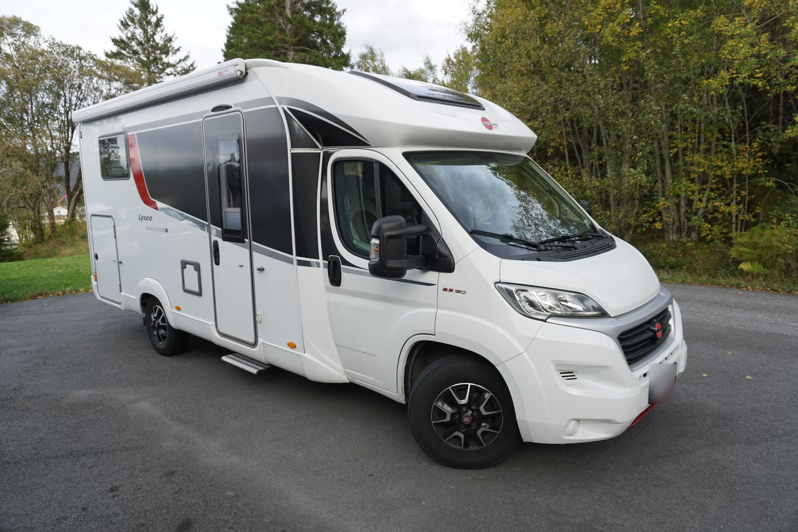 Burstner Bürstner Lyseo Édition Nordique 699 2018 1