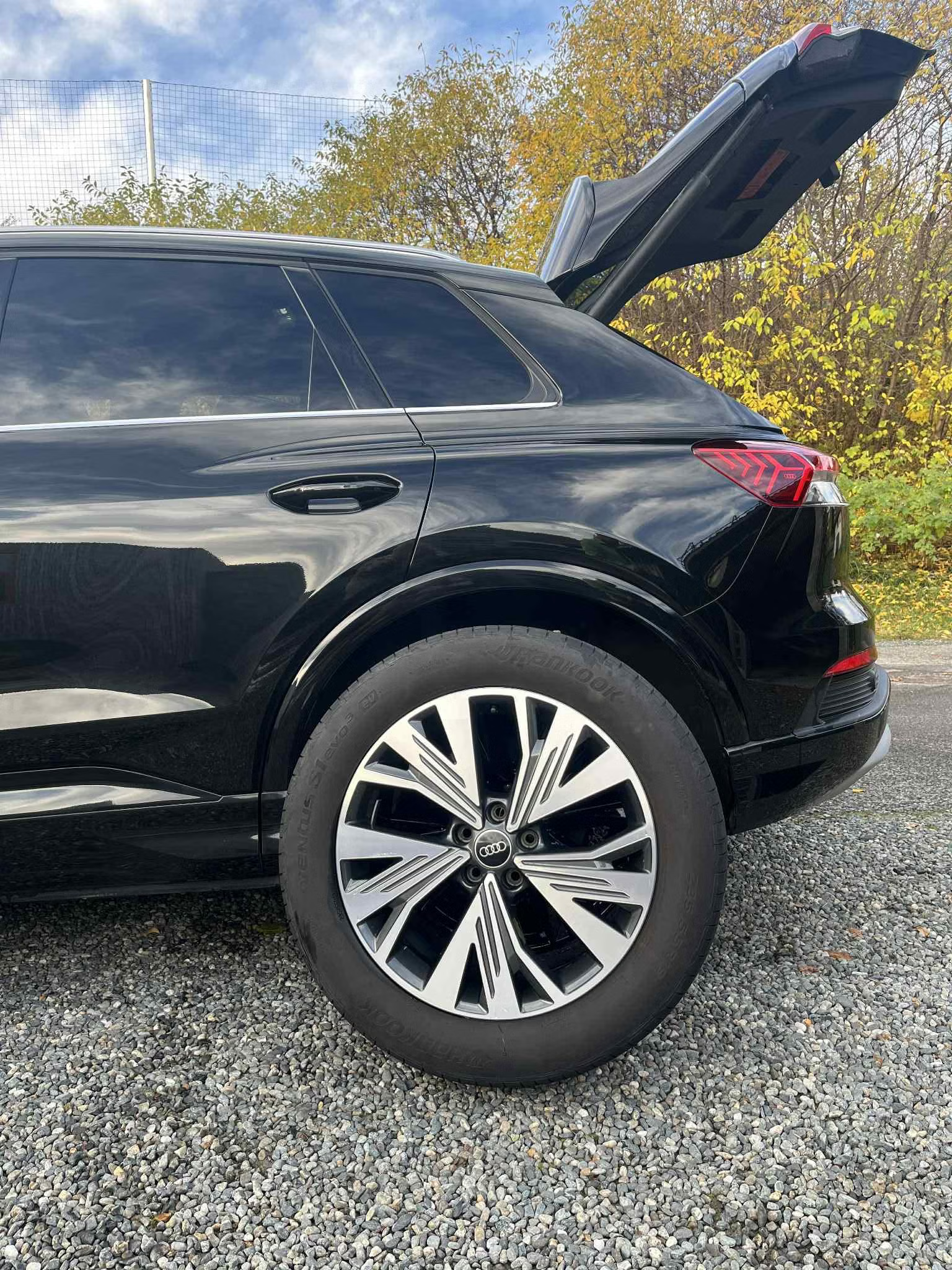 Audi Q4 e-tron 50 quattro 2022 12