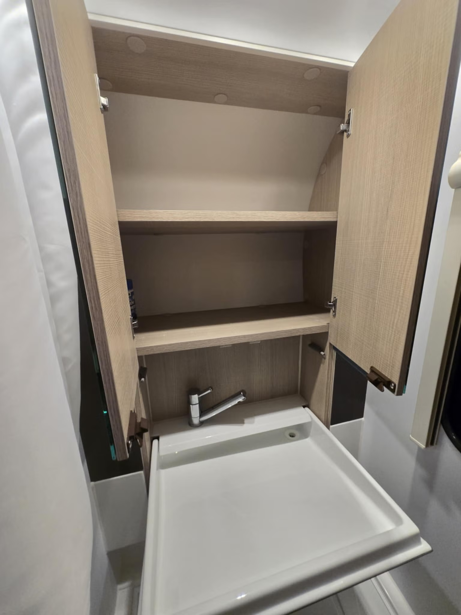 Adria Action 361 2017 9