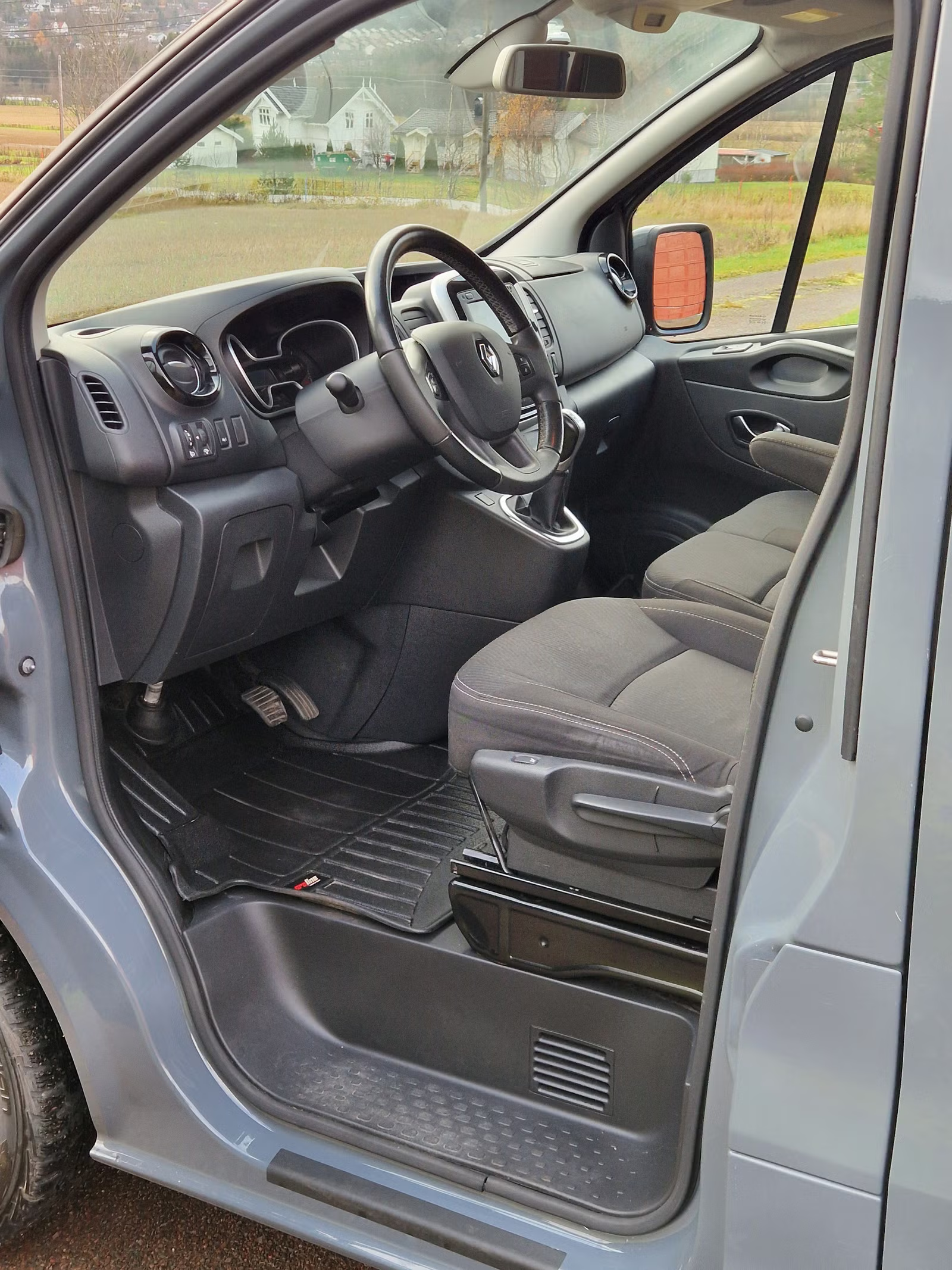 Renault Trafic 2020 9