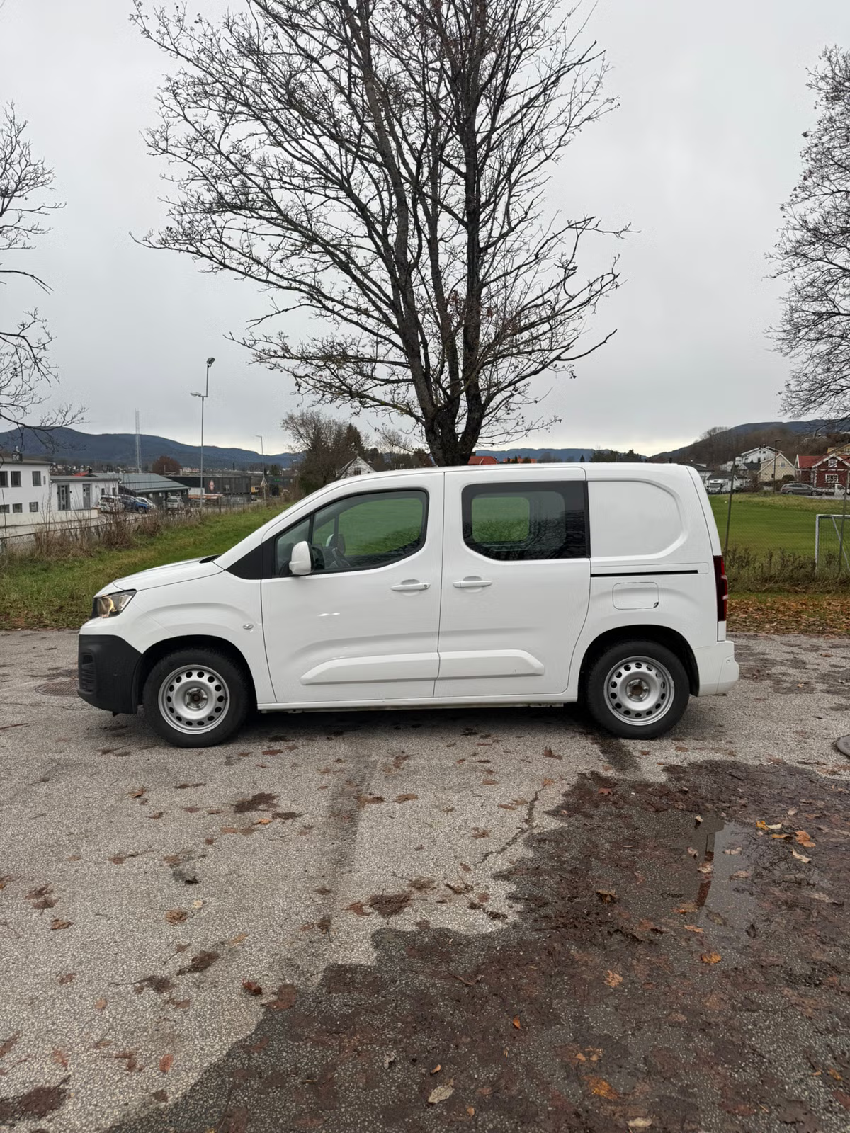 Peugeot Partner 2016 1