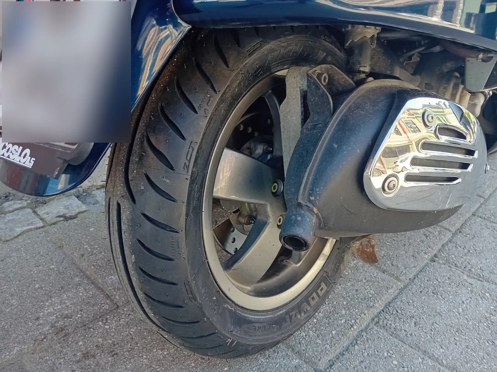 Vespa GTV125, Navy, Jubileumsmodell 2009 9