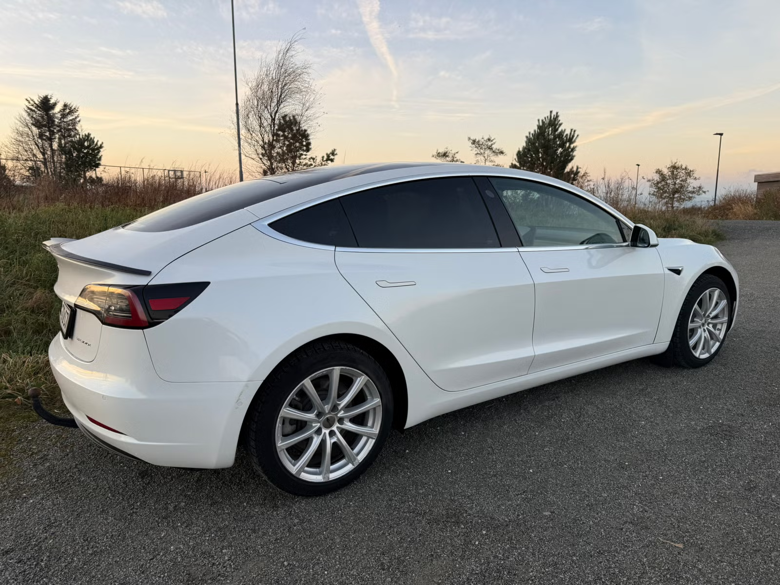 Tesla Model 3 Long Range AWD 2019 8