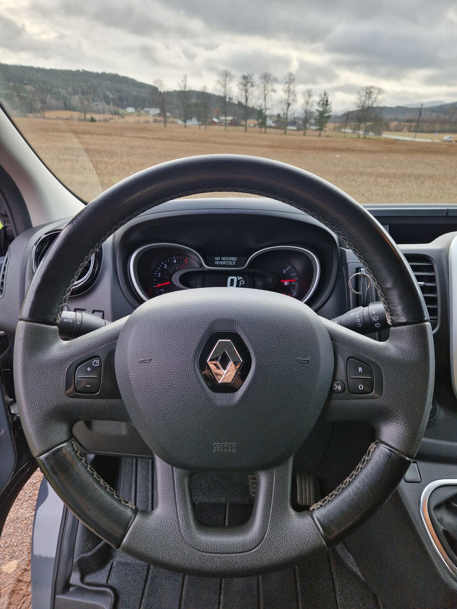 Renault Trafic 2020 11