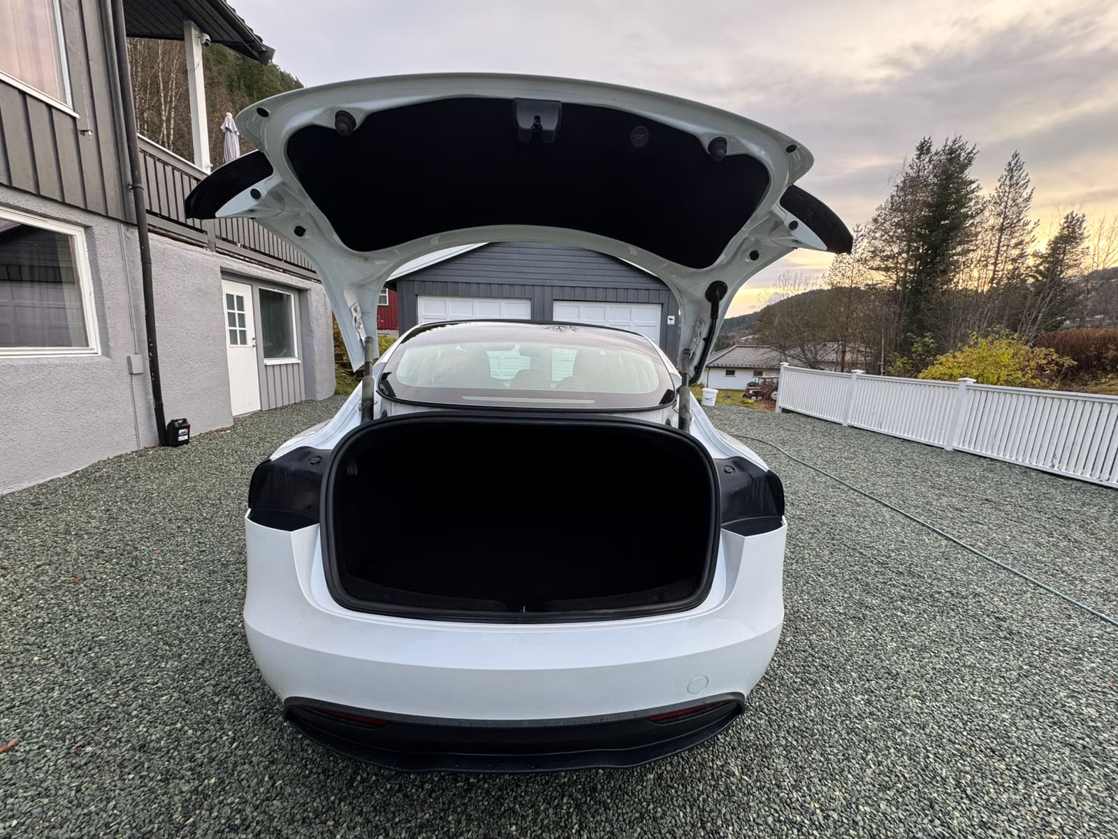 Tesla Model 3 2024 18