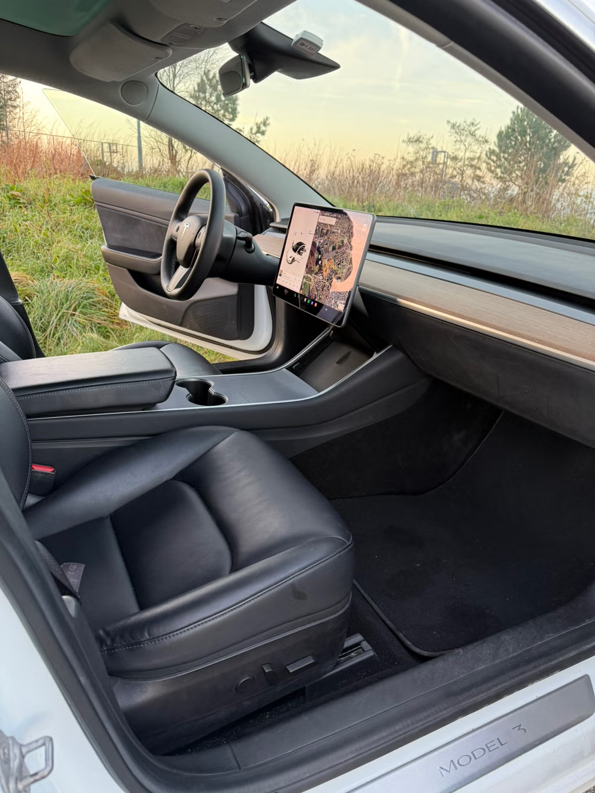 Tesla Model 3 Long Range AWD 2019 14