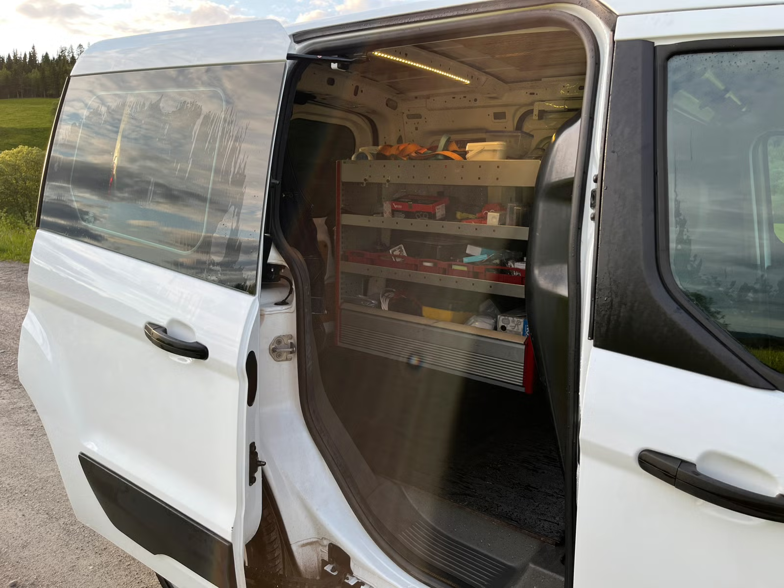 Ford Transit Connect 2019 18